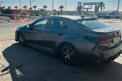 تۆیۆتا کامری